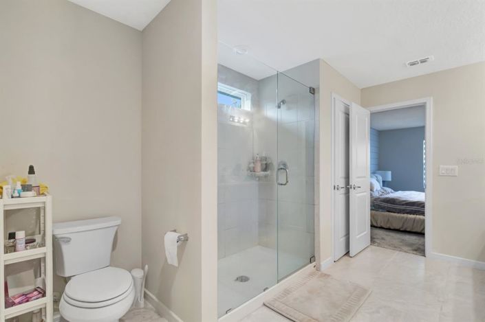 Image No.19-5 Bed Property for sale