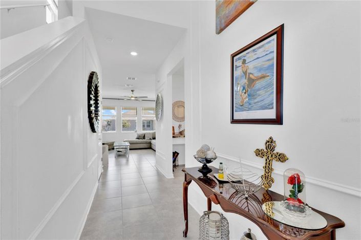 Image No.4-4 Bed Property for sale