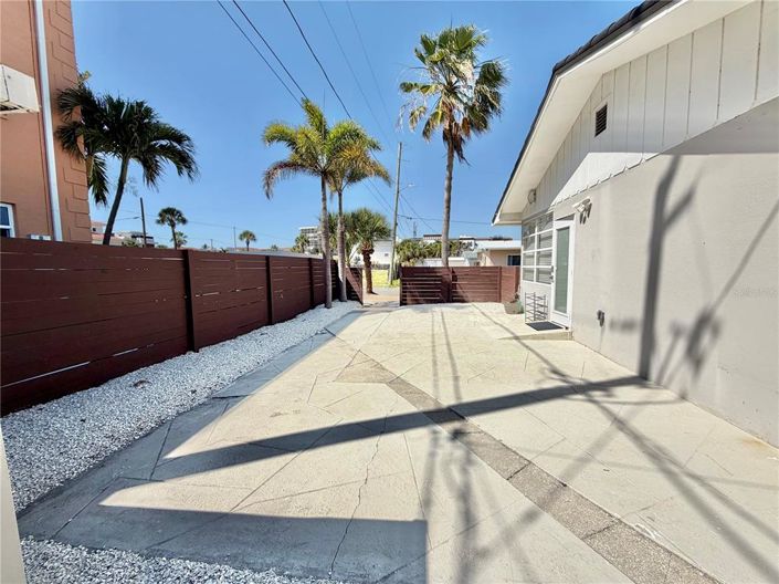 Image No.20-Propriété de 2 chambres à vendre à St. Pete Beach