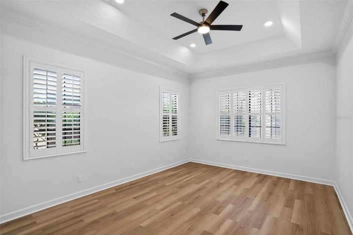 Image No.21-4 Bed Property for sale