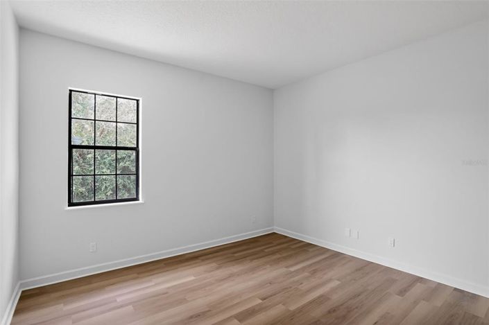 Image No.22-4 Bed Property for sale