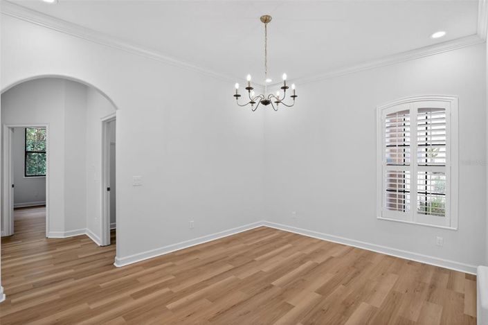 Image No.27-4 Bed Property for sale