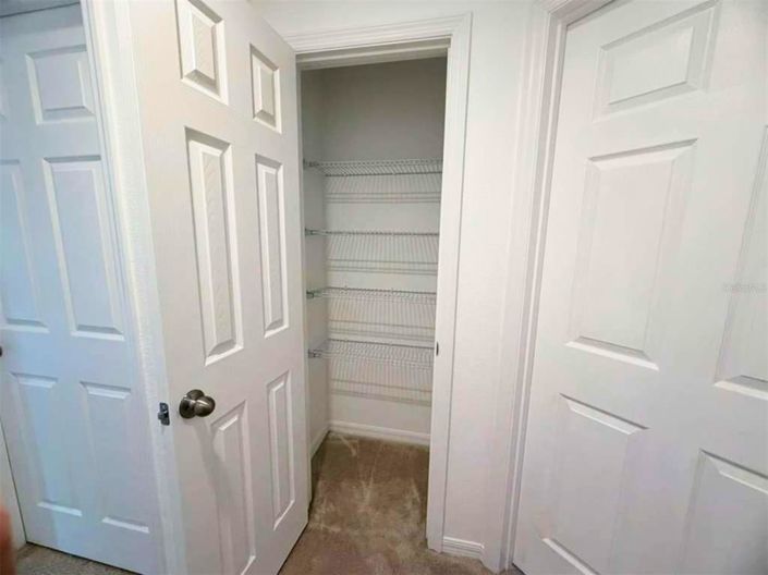 Image No.20-4 Bed Property for sale