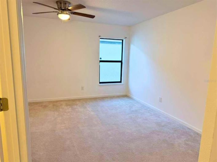 Image No.28-4 Bed Property for sale