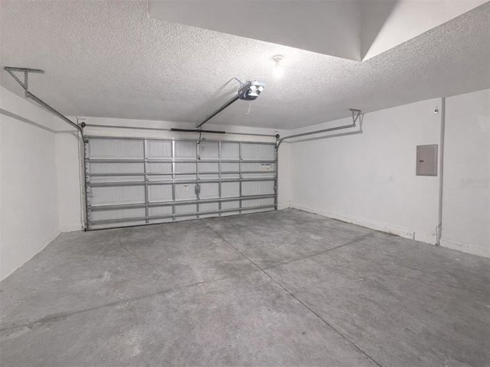 Image No.38-4 Bed Property for sale