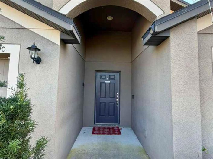 Image No.4-4 Bed Property for sale