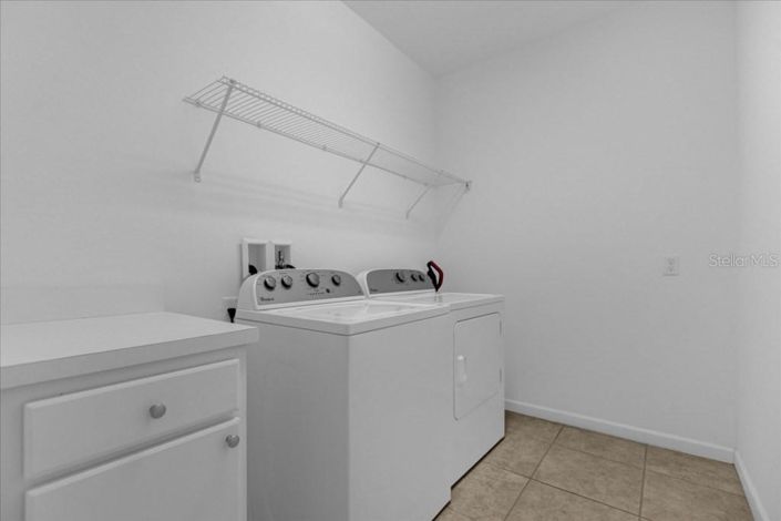 Image No.27-5 Bed Property for sale