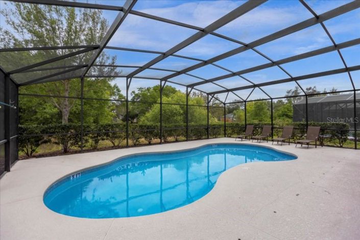 Image No.29-5 Bed Property for sale