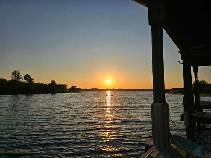 Image No.3-Propriété de 4 chambres à vendre à Windermere