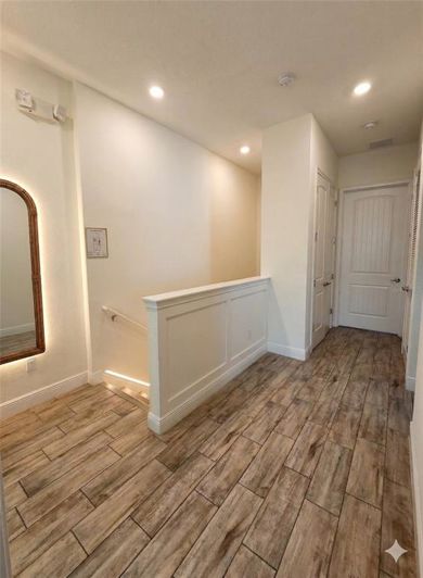 Image No.10-3 Bed Property for sale