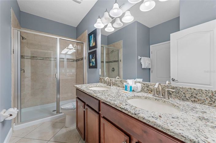 Image No.15-9 Bed Property for sale