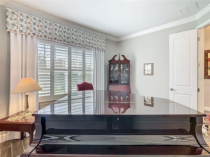 Image No.13-3 Bed Property for sale