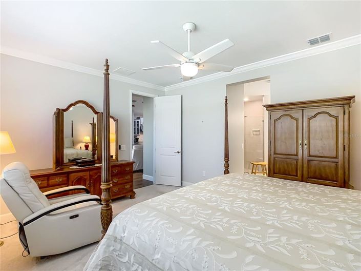 Image No.40-3 Bed Property for sale