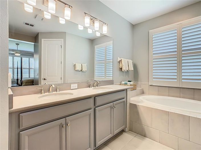 Image No.43-3 Bed Property for sale