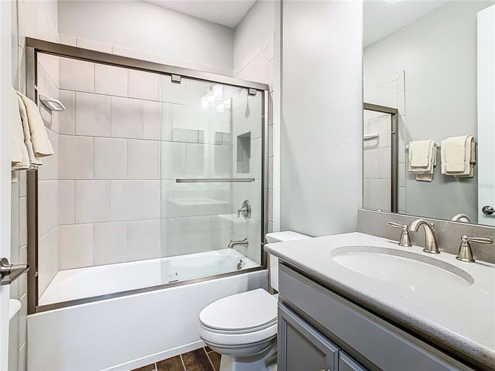 Image No.54-3 Bed Property for sale