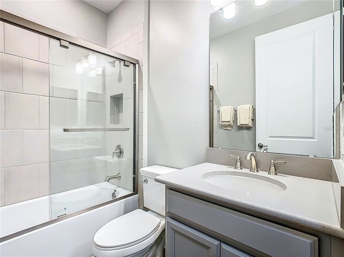 Image No.55-3 Bed Property for sale