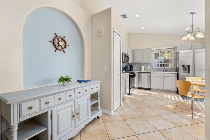 Image No.12-4 Bed Property for sale