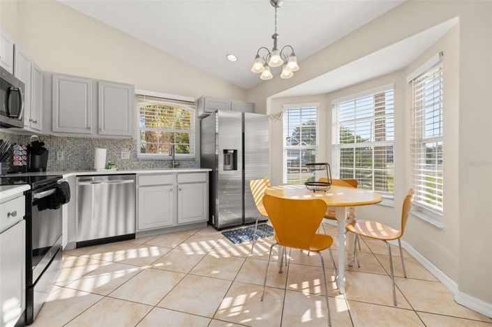 Image No.8-4 Bed Property for sale