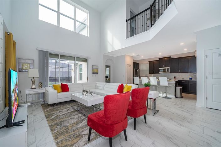 Image No.17-5 Bed Property for sale