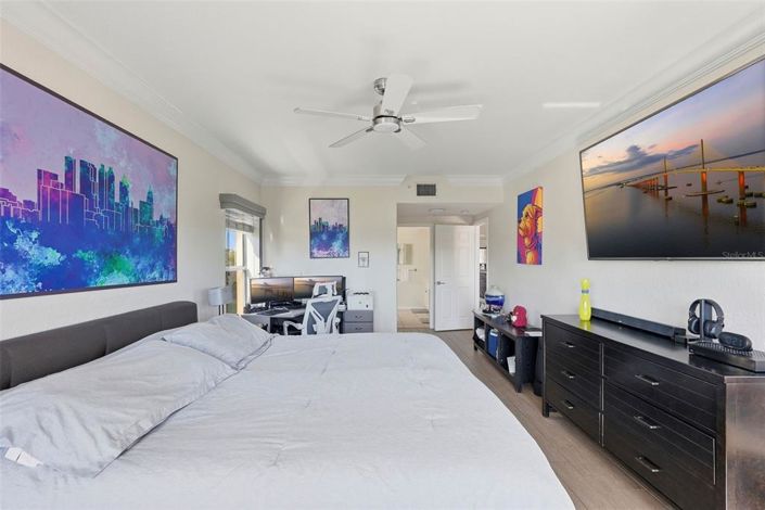 Image No.16-3 Bed Property for sale