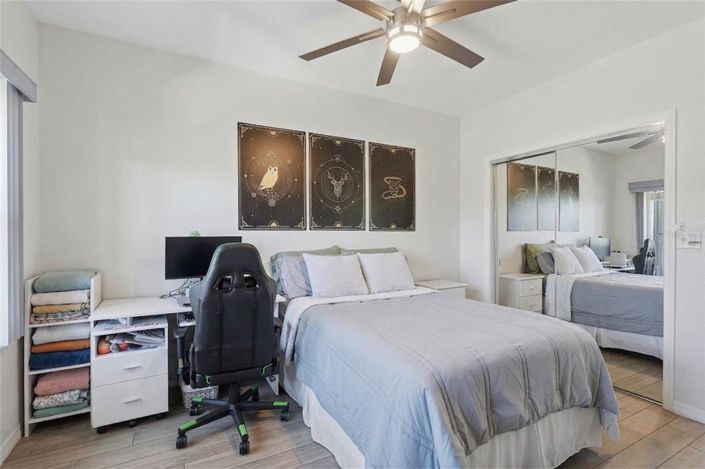 Image No.19-3 Bed Property for sale