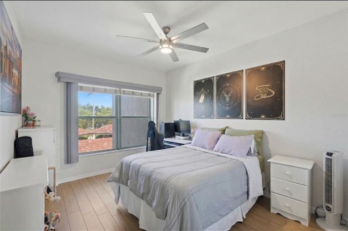 Image No.20-3 Bed Property for sale