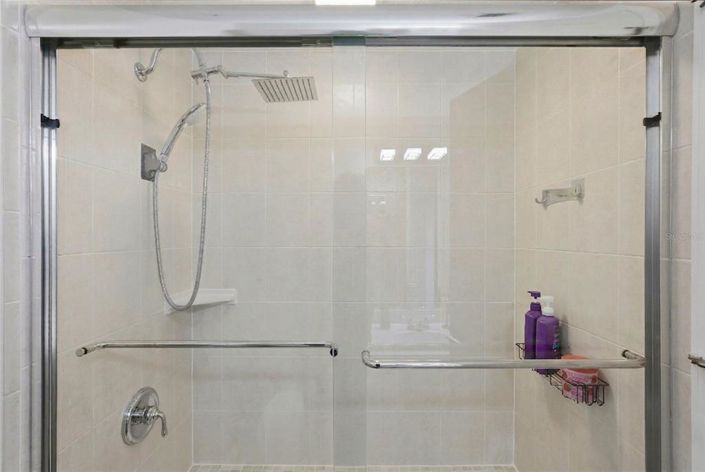 Image No.22-3 Bed Property for sale