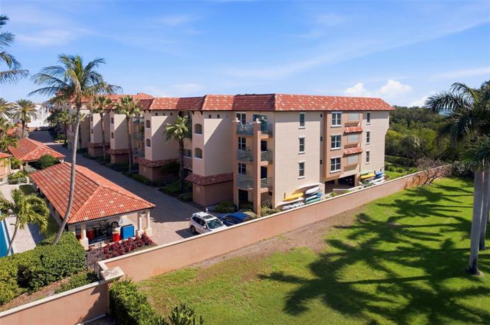 Image No.36-3 Bed Property for sale