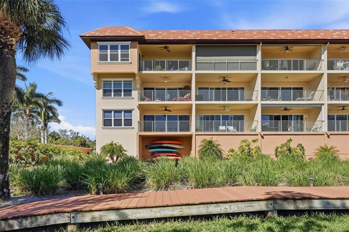 Image No.39-3 Bed Property for sale