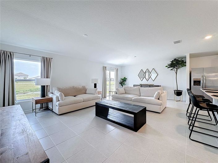 Image No.14-4 Bed Property for sale