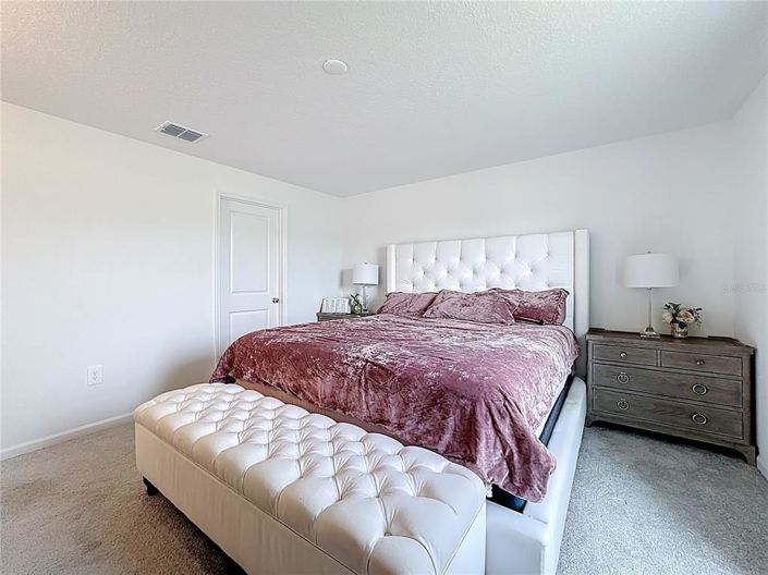 Image No.33-4 Bed Property for sale