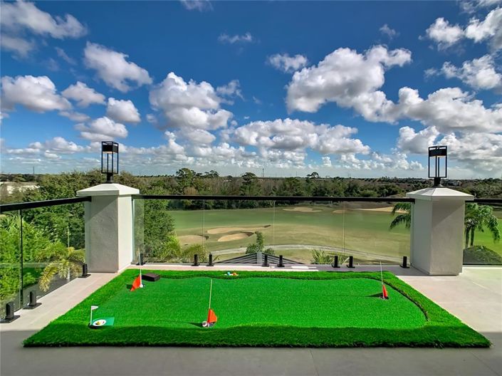 Image No.27-10 Bed Property for sale