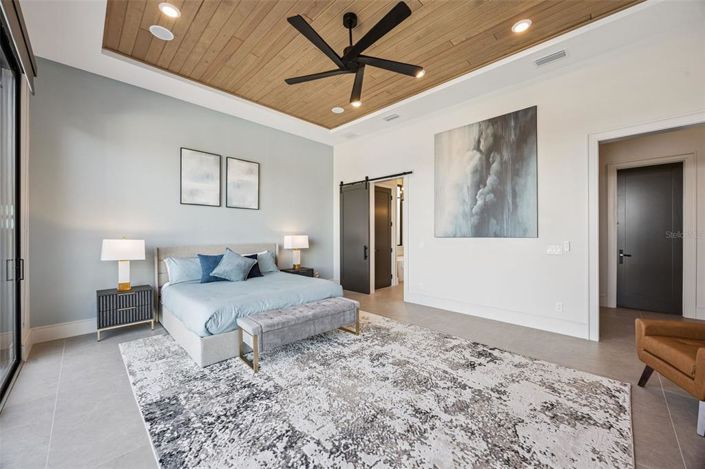 Image No.41-10 Bed Property for sale