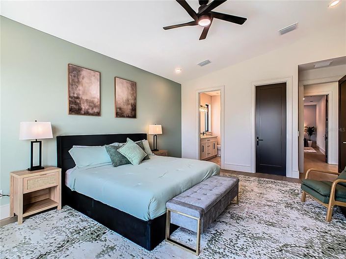 Image No.49-10 Bed Property for sale