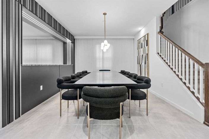 Image No.10-9 Bed Property for sale