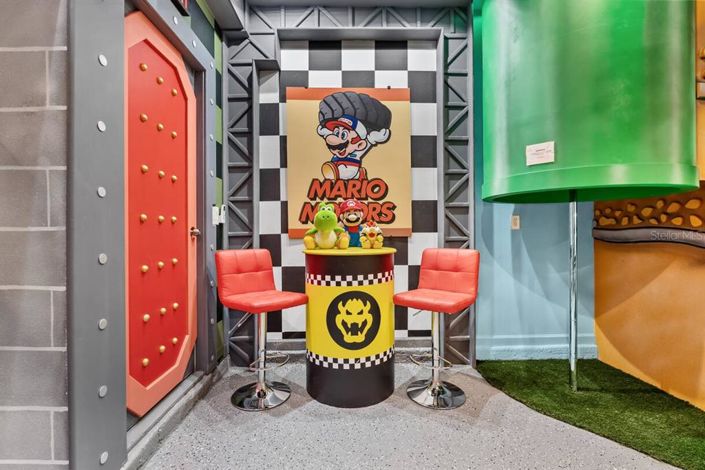 Image No.16-9 Bed Property for sale