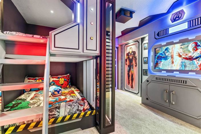 Image No.27-9 Bed Property for sale