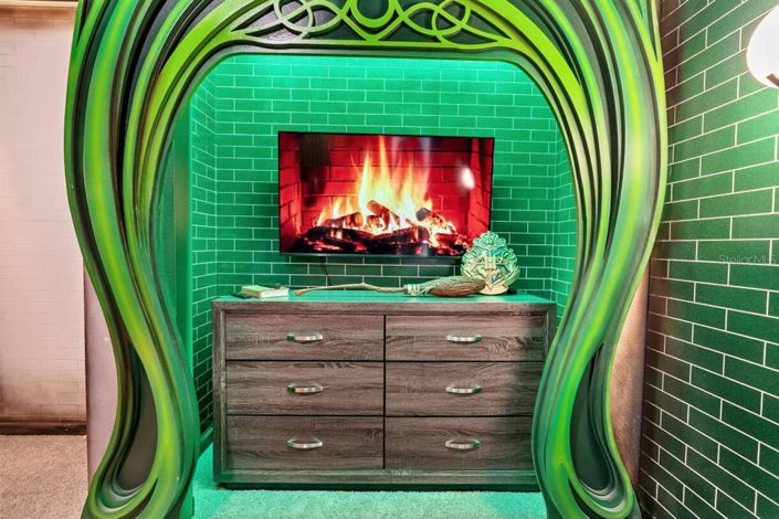 Image No.34-9 Bed Property for sale