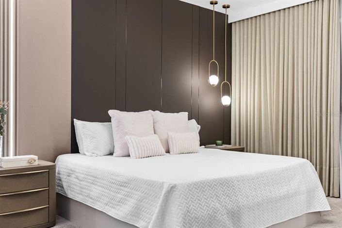 Image No.42-9 Bed Property for sale