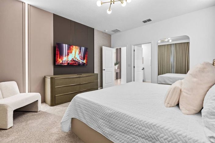 Image No.43-9 Bed Property for sale