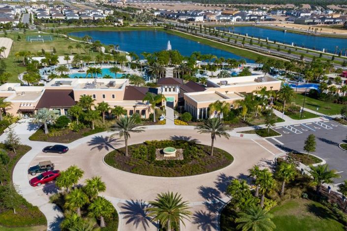 Image No.60-9 Bed Property for sale