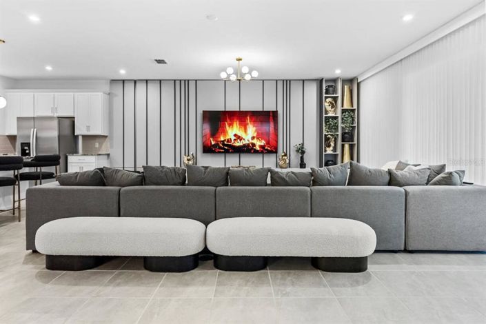 Image No.9-9 Bed Property for sale