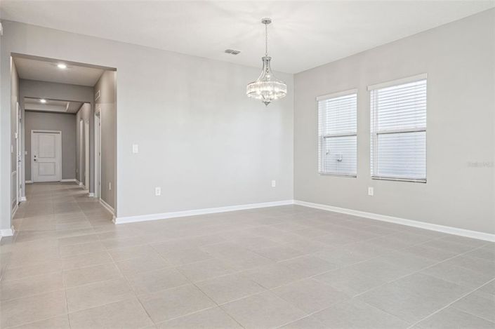 Image No.11-Propriété de 4 chambres à vendre à Clermont