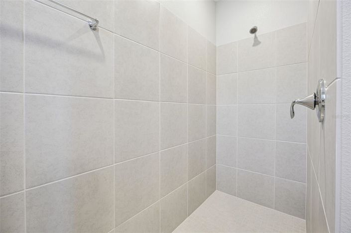 Image No.21-Propriété de 4 chambres à vendre à Clermont