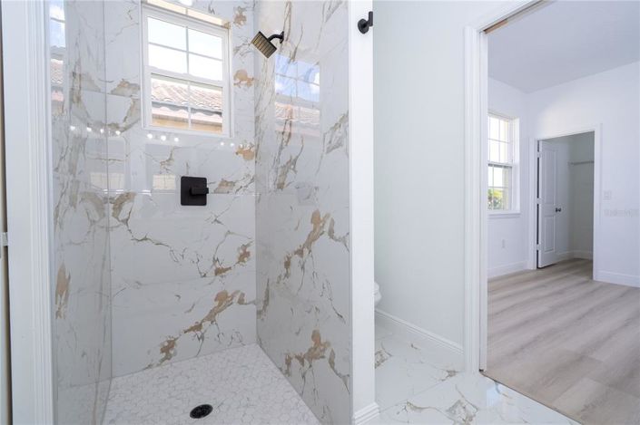 Image No.27-4 Bed Property for sale