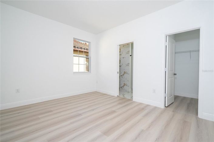 Image No.29-4 Bed Property for sale