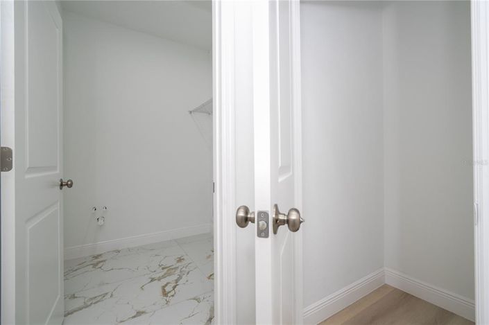 Image No.33-4 Bed Property for sale