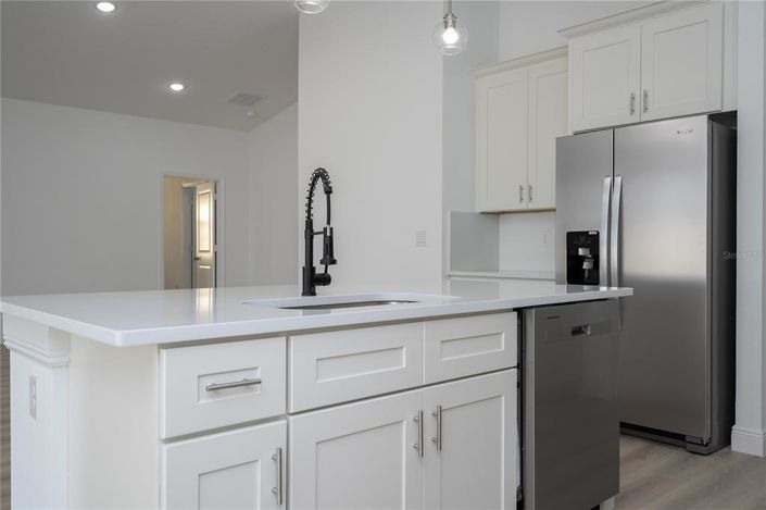 Image No.45-4 Bed Property for sale