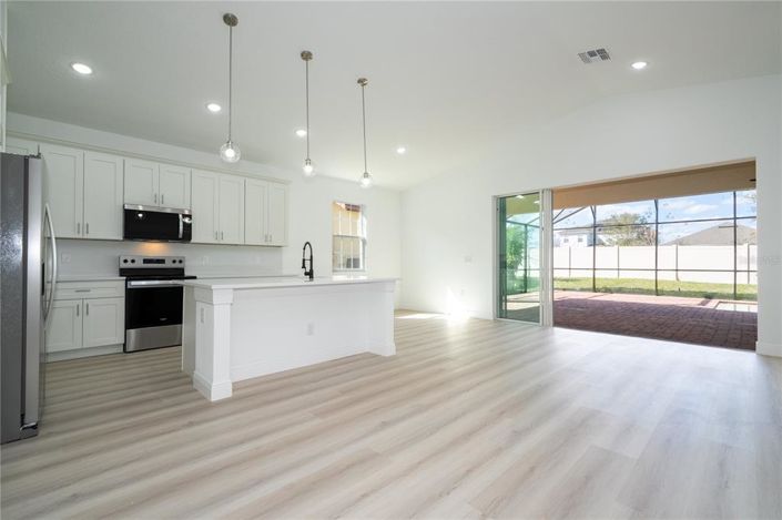 Image No.51-4 Bed Property for sale