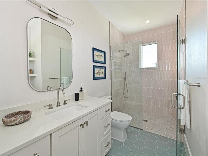 Image No.18-4 Bed Property for sale